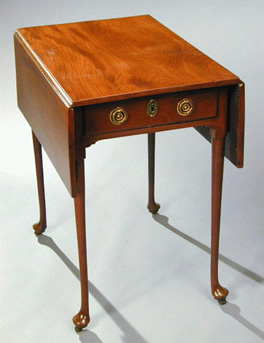 Lot image - George III Mahogany Pembroke Table