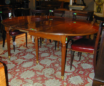 Lot image - Louis XVI Mahogany Extension Dining Table