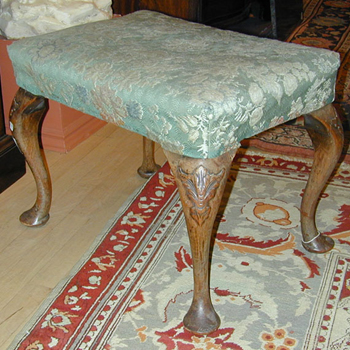 Lot image - George I Style Walnut Stool