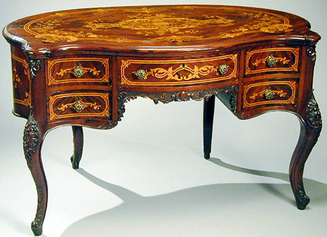 Lot image - Provincial George III Mahogany Corner Cabinet