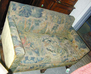 Lot image - William and Mary Style Mahogany and Tapestry Upholstered Settee