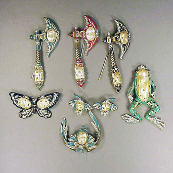 Lot image - Group of Trifari Pearl Belly Jewelry