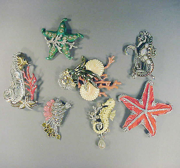 Lot image - Group of Seven Under the Sea Jelly Belly Pins