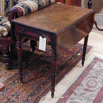 Lot image - Regency Mahogany Pembroke Table