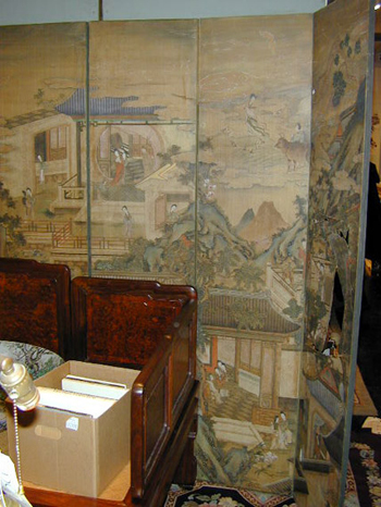 Lot image - Chinese Eight-Panel Screen on Silk Depicting Ladies in Villas and Gardens