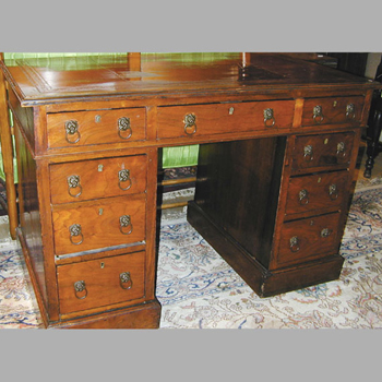 Lot image - Georgian Style Leather Inset Mahogany Pedestal Desk