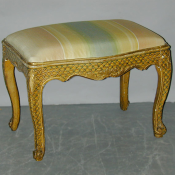 Lot image - Pair of Continental Rococo Painted Stools