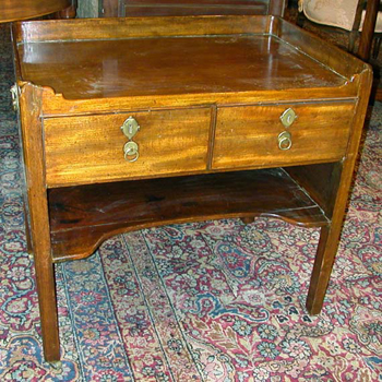 Lot image - George III Style Mahogany Bedside Commode