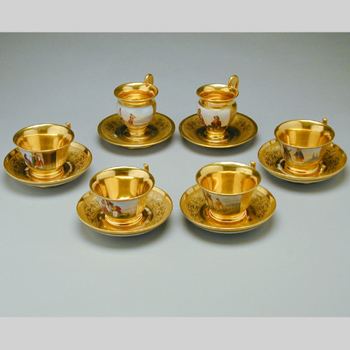 Lot image - Set of Paris Porcelain Cups and Saucers