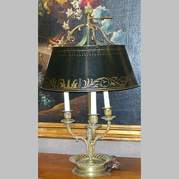 Lot image - Louis XVI Style Gilt-Metal Bouillotte Lamp