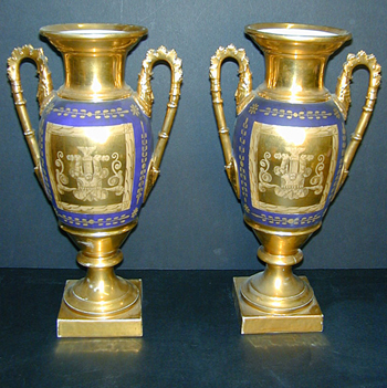 Lot image - Pair of Neoclassical Paris Porcelain Urns