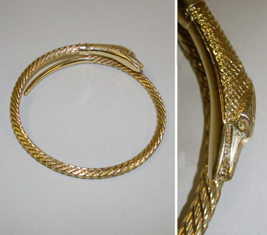 Lot image - 18 Kt. Gold Snake Bangle Bracelet