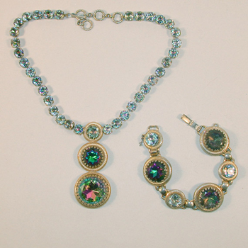 Lot image - Schiaparelli Aurora Borealis Suite