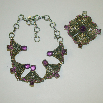 Lot image - Schiaparelli Fan Shaped Suite