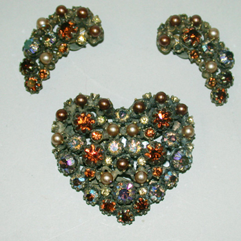 Lot image - Schiaparelli Heart Suite