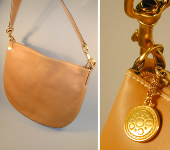 Lot image - Gucci Shoulder Bag