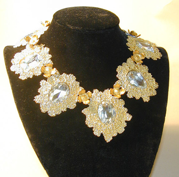 Lot image - Yves Saint Laurent Floral Necklace