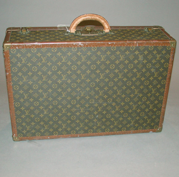 Lot image - Louis Vuitton Suitcase