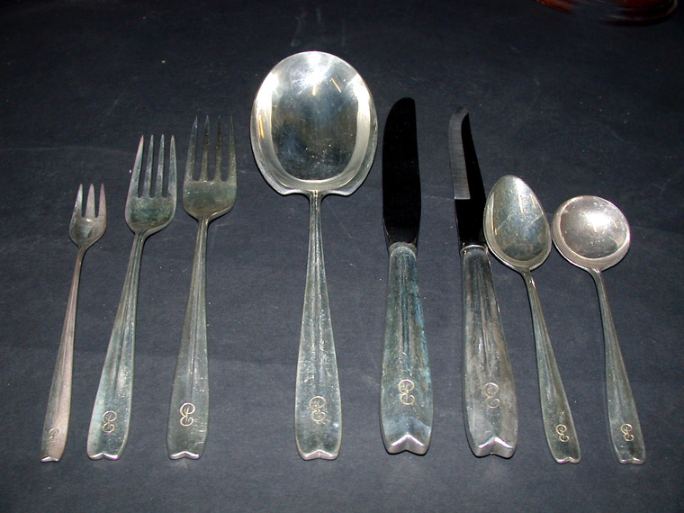 Lot image - Tiffany & Co. Sterling Silver Flatware Service In the Cordis pattern, comprising twelve dinner knives, twelve luncheon knives, eleven