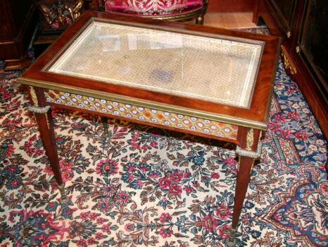 Lot image - Louis XVI Style Gilt-Bronze Mounted Mahogany Vitrine Table