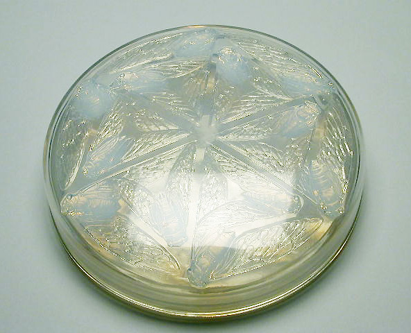 Lot image - Lalique Molded Glass Cigales Box