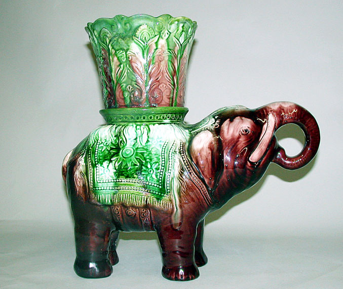 Lot image - Majolica Cachepot