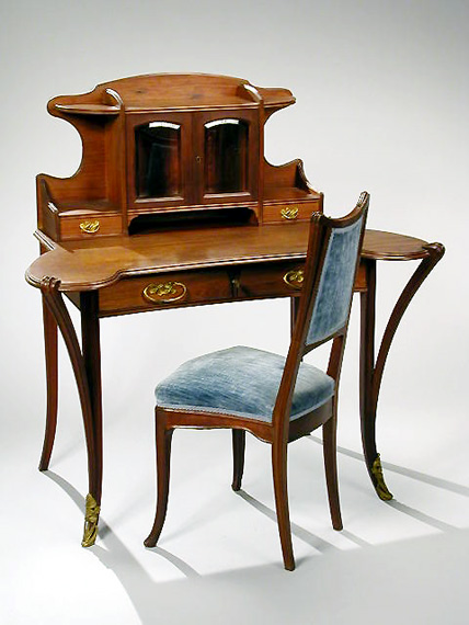 Lot image - Art Nouveau Carved Walnut Desk