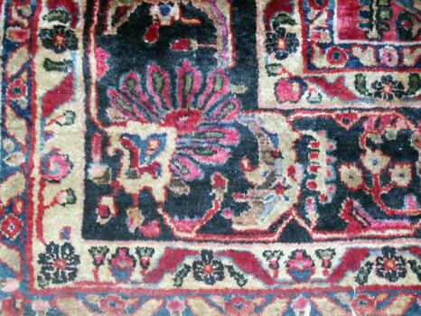 Lot image - Sarouk Carpet