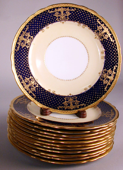 Lot image - Set of Twelve Aynsley Bone China Service Plates