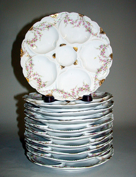 Lot image - Set of Ten Haviland Oyster Plates