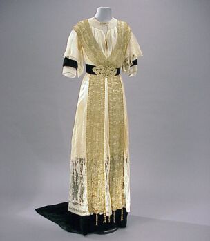 Lot image - Jean-Philippe Worth Evening/Dinner Gown French, circa 1910