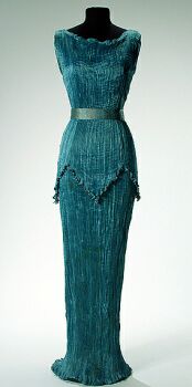 Lot image - Fortuny Peplos Gown Late 1920s/early 1930s