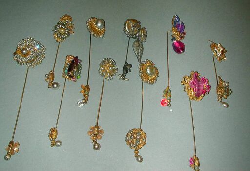 Lot image - Group of Miriam Haskell Stickpins 1940s/50s