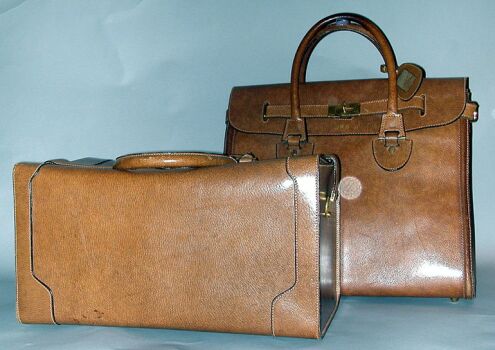 Lot image - Gucci Tan Leather Travel Set