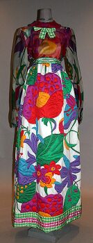 Lot image - Geoffrey Beene Quilted Floral Evening Gown