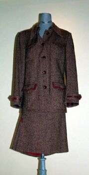 Lot image - Gucci Brown Tweed Suit