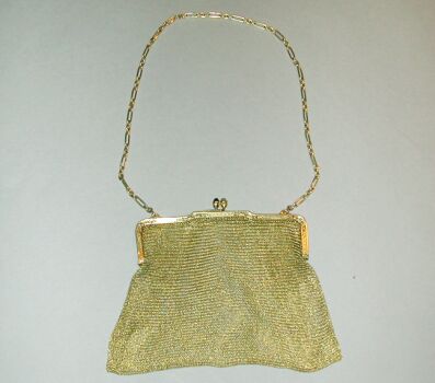 Lot image - Tiffany 14 Kt. Gold Mesh Bag