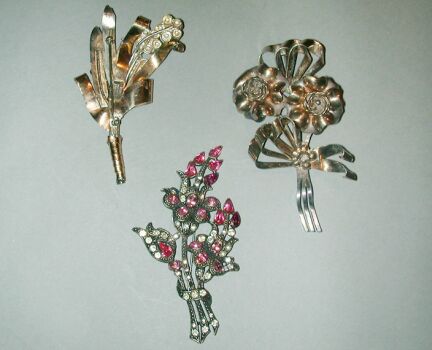 Lot image - Staret and Hobe Pins