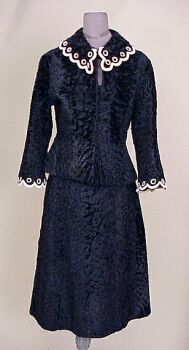 Lot image - Ink Blue Broadtail Cocktail Suit