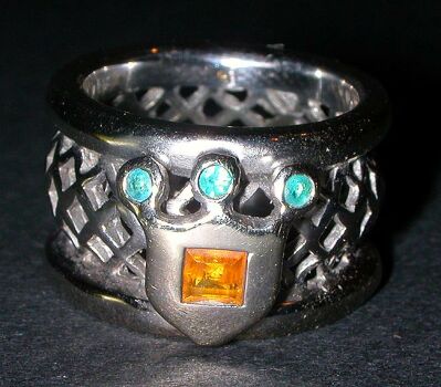 Lot image - Wide Gold Filigree Ring