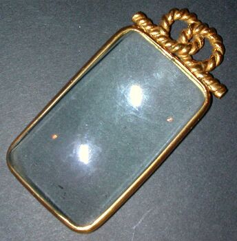 Lot image - Gold Magnifying Lens Holder