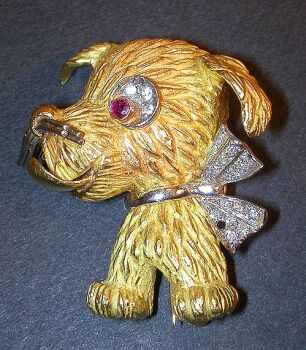 Lot image - Gold Dog Pin