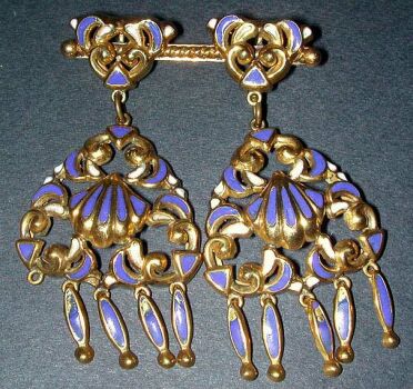 Lot image - Gold and Enamel Pin