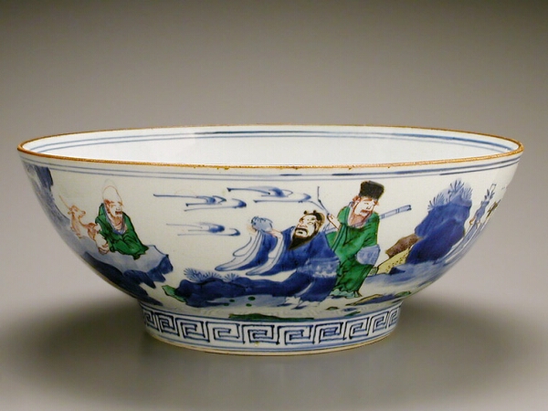 Lot image - CHINESE EXPORT BLUE AND WHITE AND ENAMELED PORCELAIN BOWL  Wanli Period, early 17th century  Diameter 14 1/4 inches (36.2 cm)