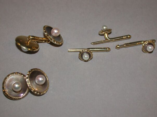 Lot image - Gentlemans Dress Set