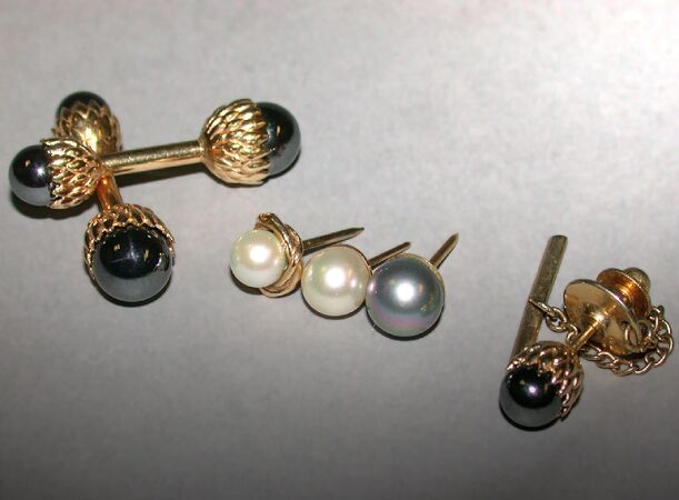 Lot image - Group of Gentlemans Jewelry Items