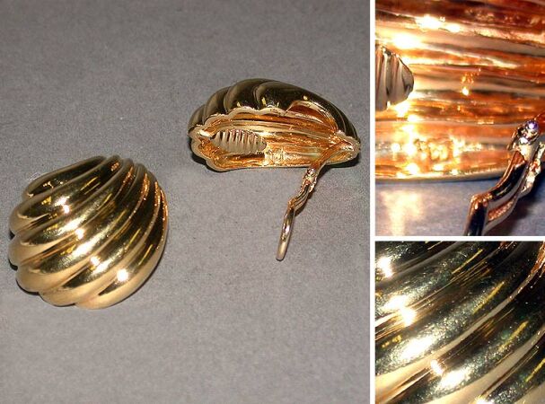 Lot image - Pair of Gold Earrings