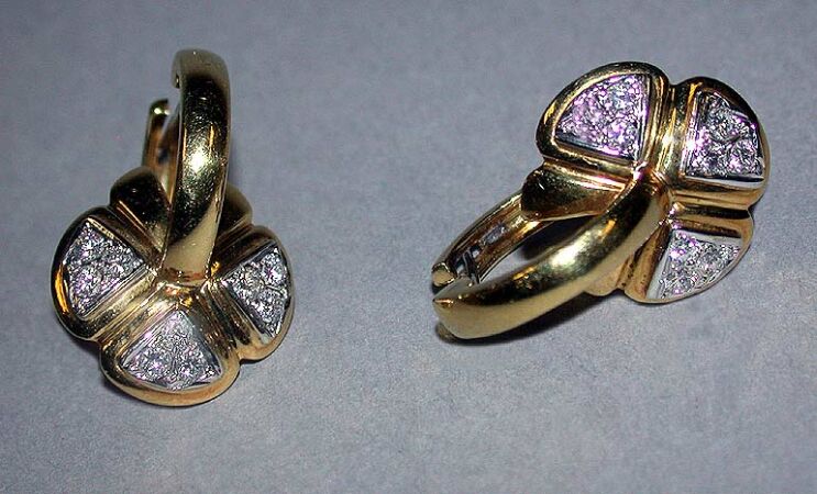 Lot image - Pair of Gold and Diamond Earclips