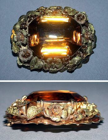 Lot image - Antique Citrine Pin
