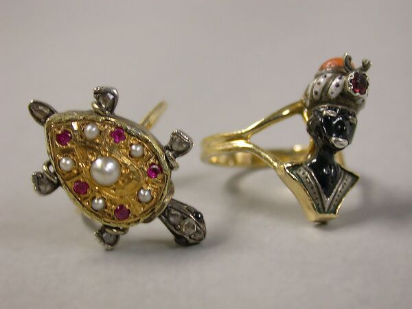 Lot image - Two Rings